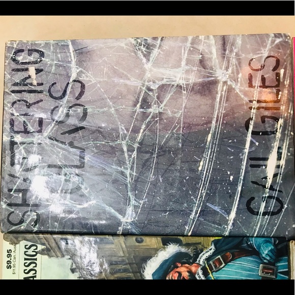 🎁Set of 4 hardcover books - Picture 3 of 10